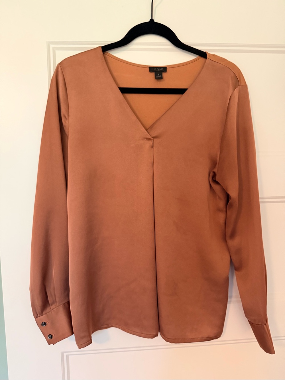 Ann Taylor Satin Terracotta V-Neck Long Sleeve Blouse